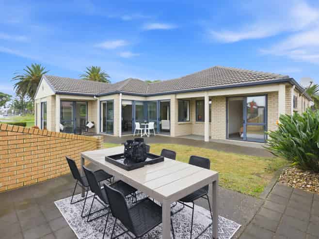 2 Beachwater Drive, Papamoa