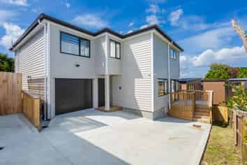 10A Mescal St, Massey