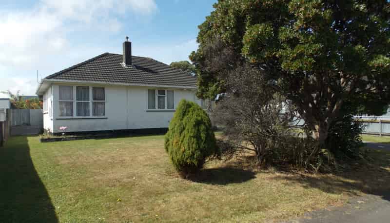 71 Clyde Crescent, Roslyn