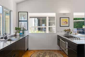 145 Barnard Street, Wadestown