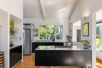 145 Barnard Street, Wadestown