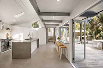 98 Motutara Road, Muriwai