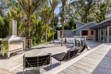 98 Motutara Road, Muriwai