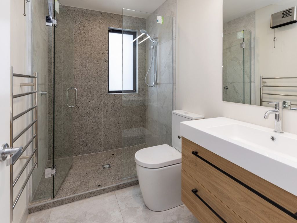 Purpose-built student rentals, 6% plus return - More