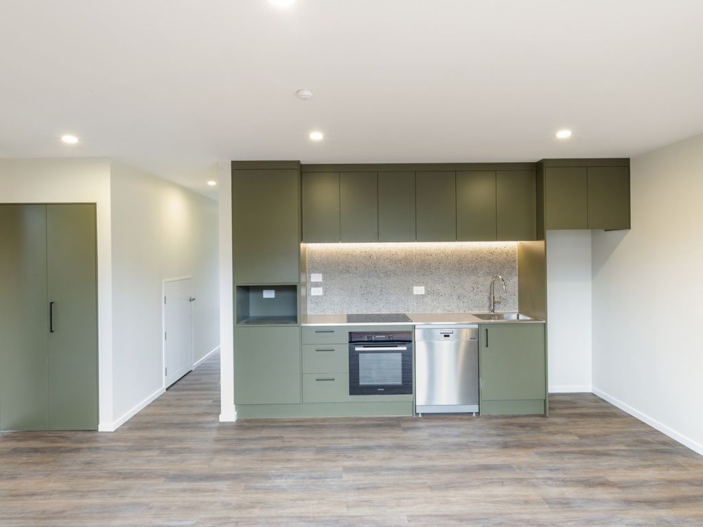 Purpose-built student rentals, 6% plus return
