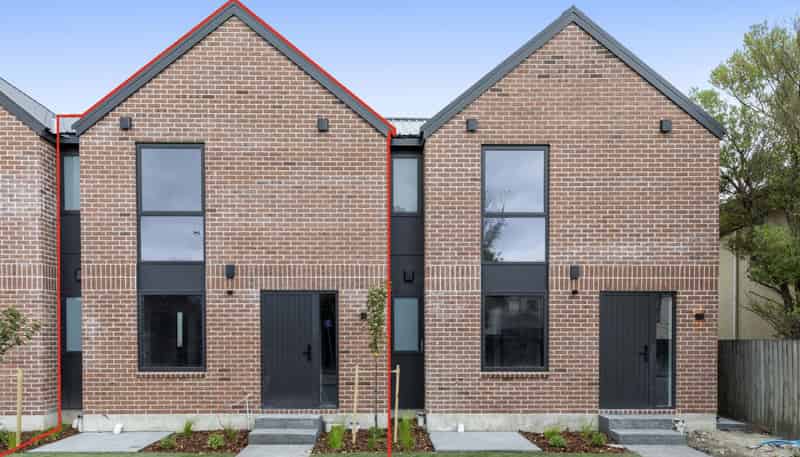 2/54 Division Street, Riccarton
