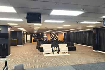 OFFICE FOR LEASE IN HENDERSON
