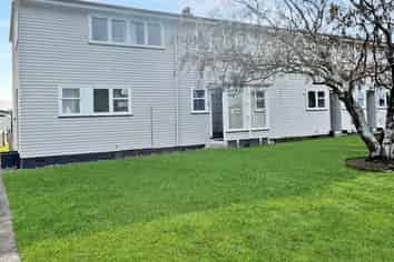 52 Devon Crescent, Bulls