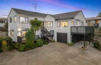 14 Packham Place, Beach Haven