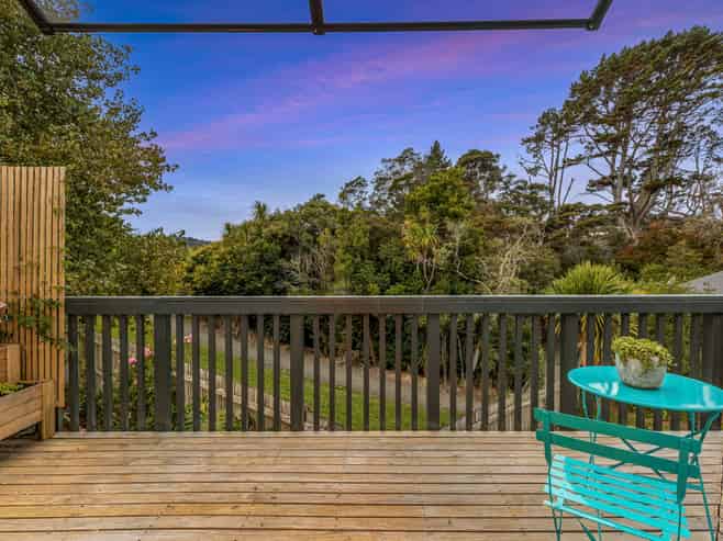 14 Packham Place, Beach Haven