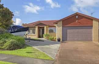 2 Jan Higgins Place, Golflands