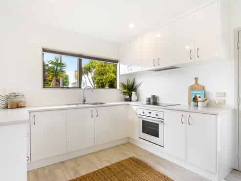 1/9 Rewarewa Road, Te Atatu Peninsula
