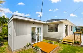 1/9 Rewarewa Road, Te Atatu Peninsula