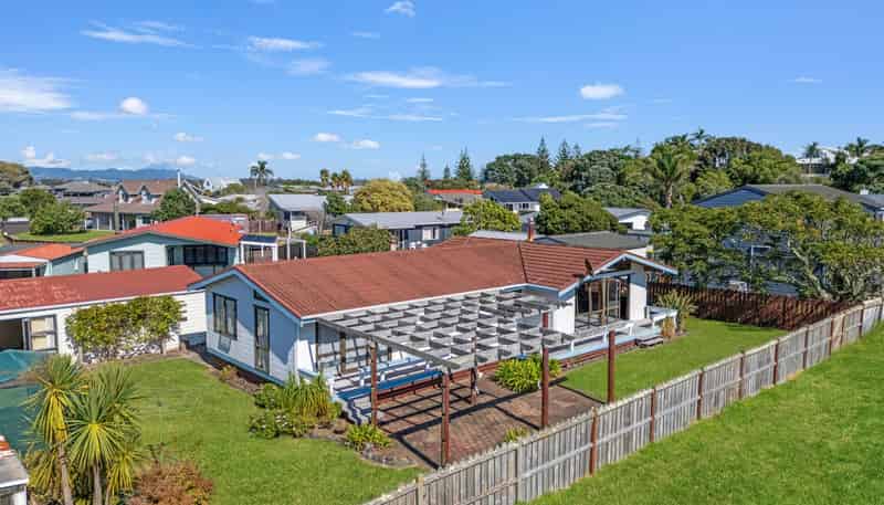 10A Alpha Avenue, Coastlands