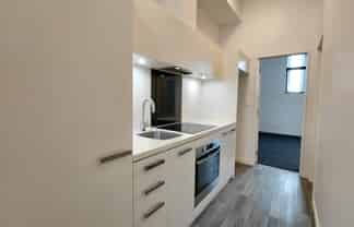 2/82 Riccarton Road, Riccarton