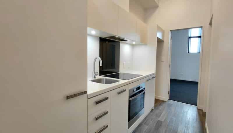 2/82 Riccarton Road, Riccarton