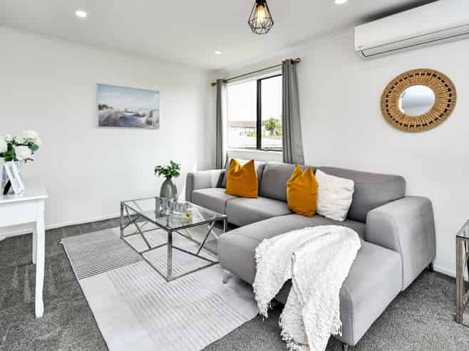 1/18 Coombe Avenue, Otara