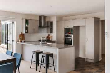 39 Scoria Close, Pyes Pa