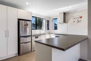 7 Discovery Place, Marfell