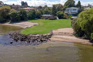 135B State Highway 33, Tikitere