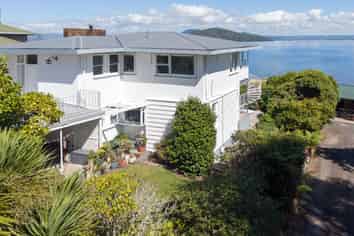 135A State Highway 33, Tikitere