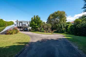 135A State Highway 33, Tikitere