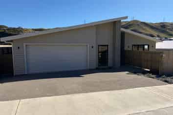 67 Crompton Avenue, Churton Park