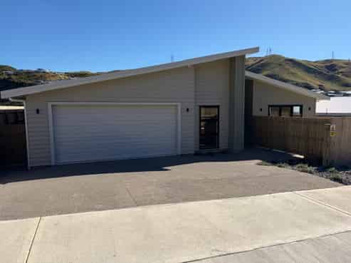 67 Crompton Avenue, Churton Park