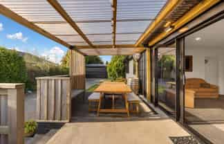 8 Coleman Place, Darfield