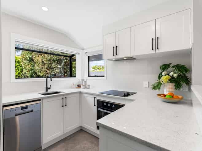 8/137A Selwyn Street, Onehunga