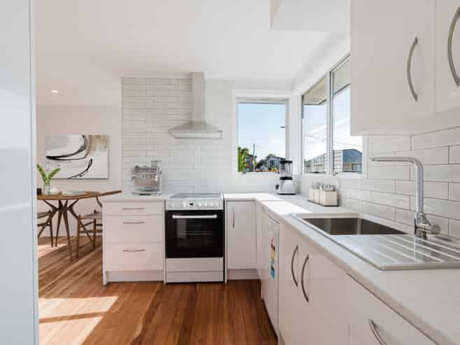 6 Perry Place, Bader