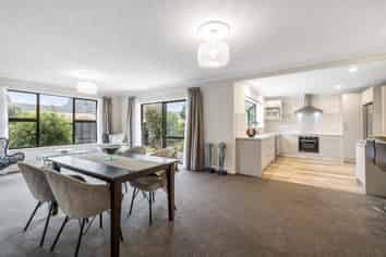 121 Prestons Road, Redwood