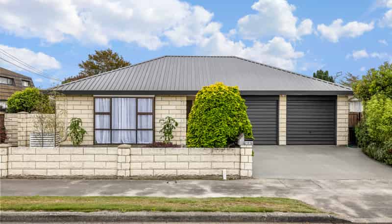 121 Prestons Road, Redwood