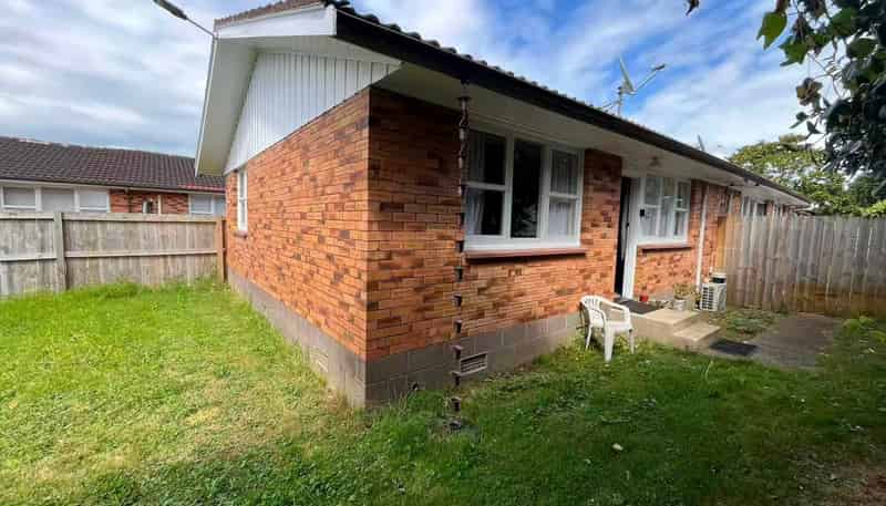 2/43 Spring Street, Onehunga