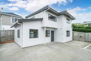 32A Burgess Road, Johnsonville