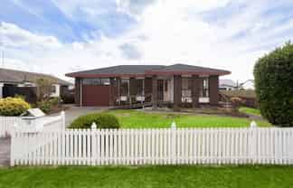 12 Jasmine Ave, Dinsdale