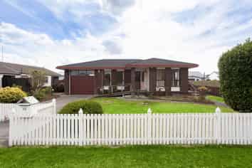 12 Jasmine Ave, Dinsdale