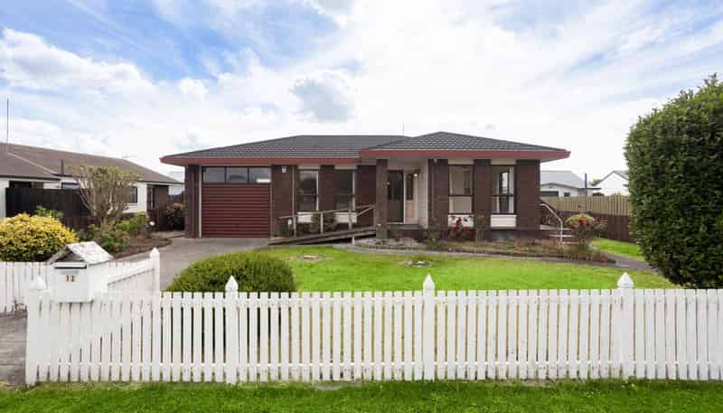 12 Jasmine Ave, Dinsdale