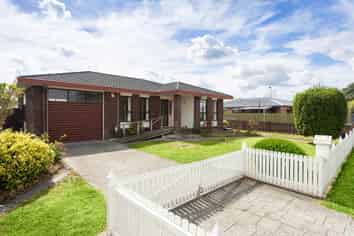 12 Jasmine Ave, Dinsdale