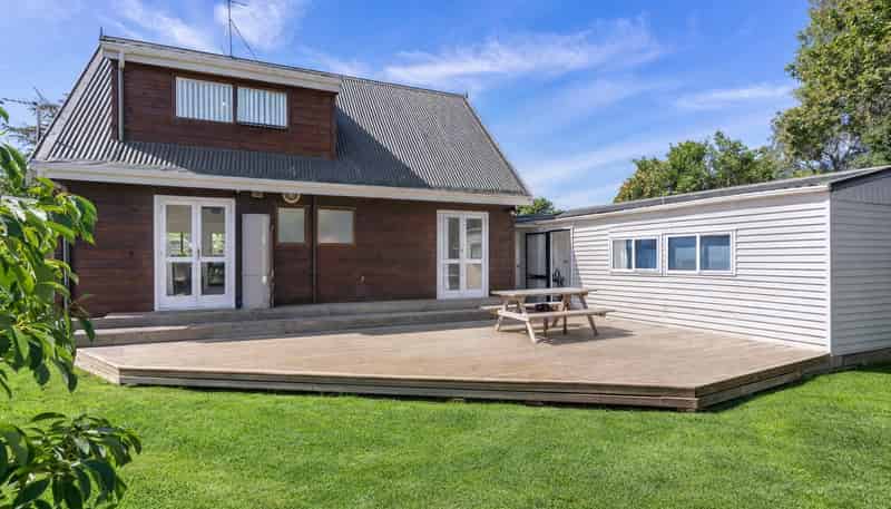 13 Blanes Road, Weymouth