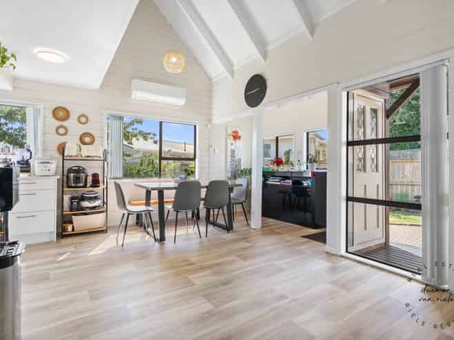 13 Blanes Road, Weymouth