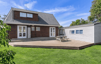 13 Blanes Road, Weymouth