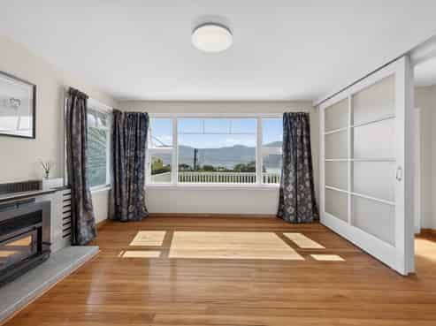 78 Marine Drive, Diamond Harbour