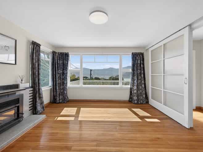 78 Marine Drive, Diamond Harbour