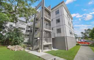 1B/28 Morning Star Place, Mount Albert