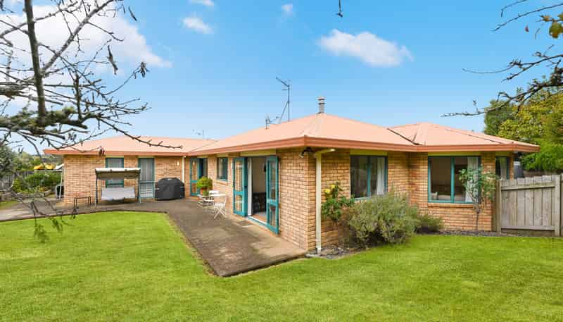 74 Ayrshire Drive, Grandview Heights