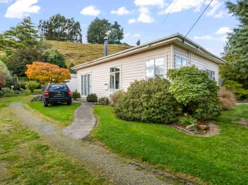 2 Kana Street, Mataura