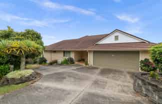 584 Redoubt Road, Flat Bush