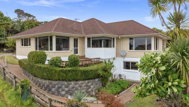 584 Redoubt Road, Flat Bush
