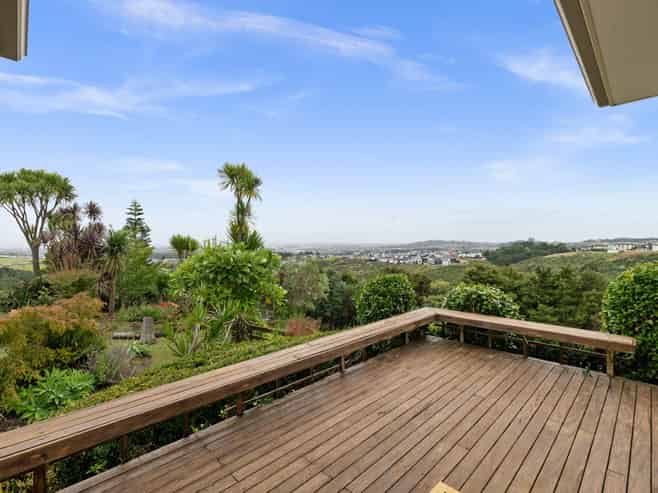 584 Redoubt Road, Flat Bush